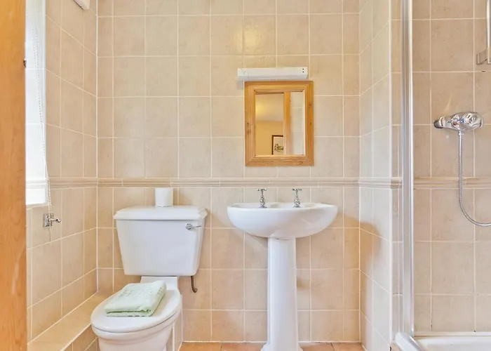 1 Dixon Ground بيت للعطل