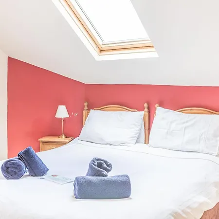 1 Dixon Ground Coniston