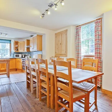 1 Dixon Ground * Coniston