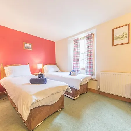 1 Dixon Ground Holiday home *
